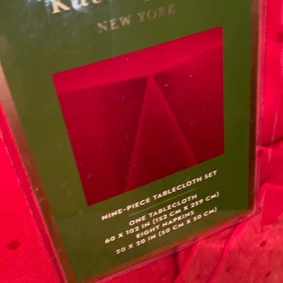 Kate Spade9 Piece Tablecloth & Napkins NIB - Picture 3 of 5